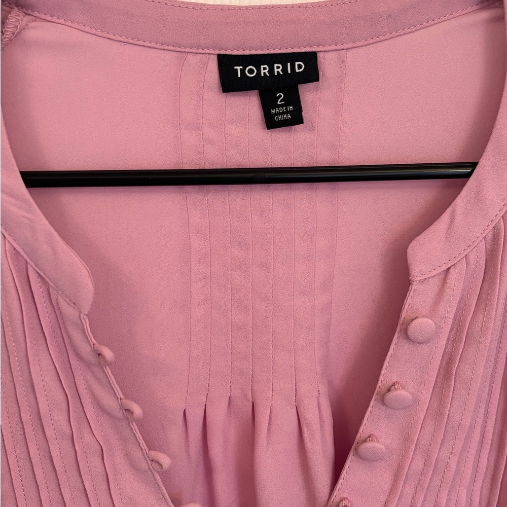Torrid Pink Pleated Button-Front Blouse - Picture 3 of 5
